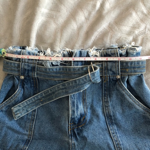 Signature 8 • Paper Bag High Waist Denim Shorts NWT - Picture 6 of 11